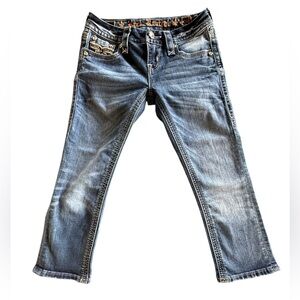 Rock Revival • Betty Capri • size 25